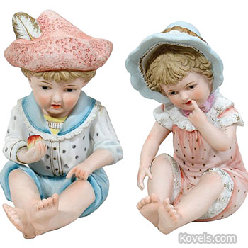 Poupee ancienne - bebe piano en porcelaine à Alteckendorf