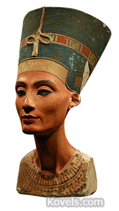 IS THE BUST OF QUEEN NEFERTITI A FAKE?