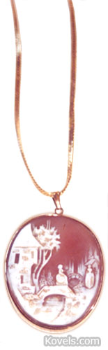 Shell Cameo Pendant