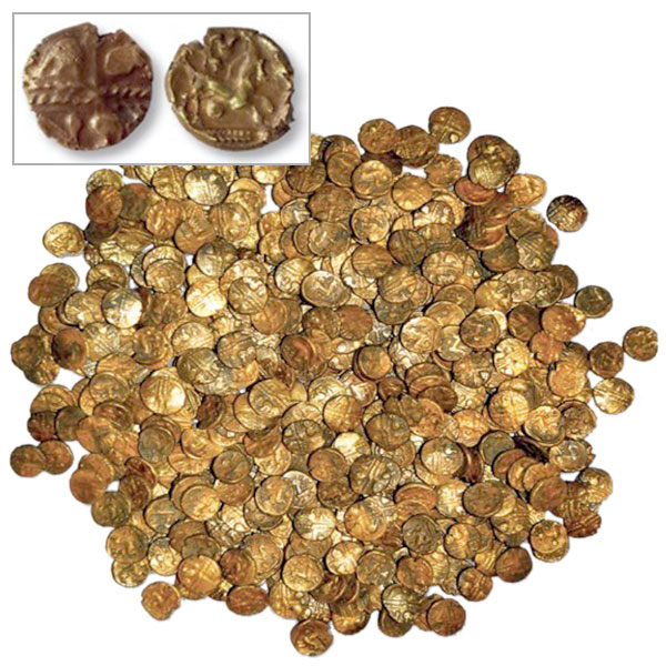 iron age gold coin hoard found britain 2020
